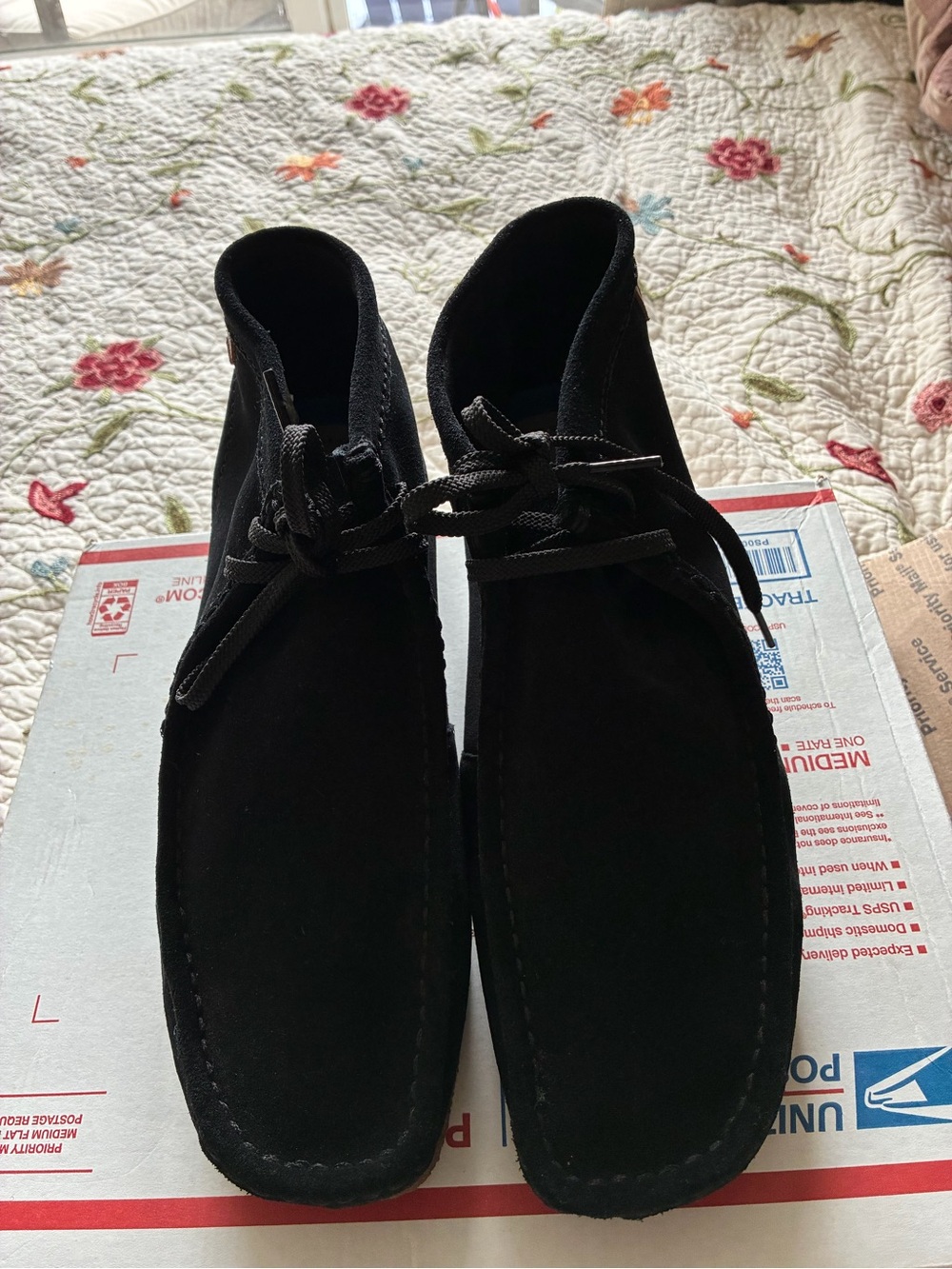 Clarks Sharce Chukka Boot Size 12W Black Suede Leather Wallabee Gum Sole